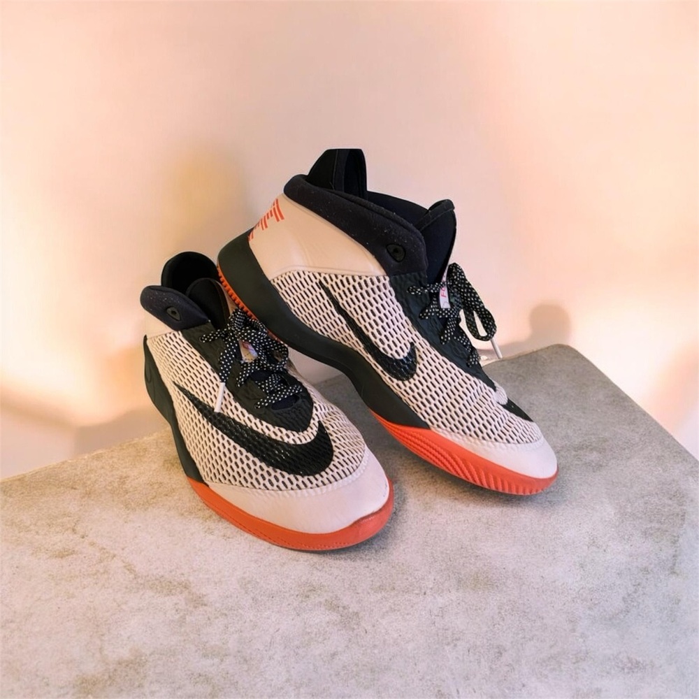 Nike Black and Pink Mesh Sneakers Size 6.5